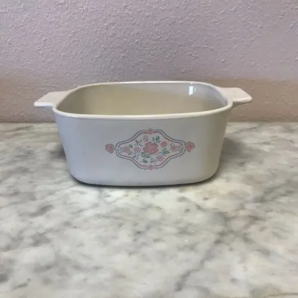 VTG English Breakfast Roses Corning Ware (Corelle) casserole dish - Picture 2 of 8